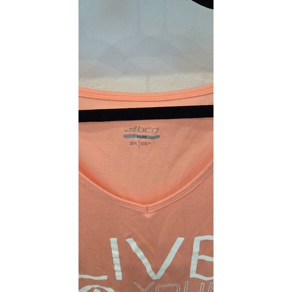 BCG Womens Plus Size 2X Coral "Live Your Dream" Graphic V-Neck Tee - Picture 2 of 3